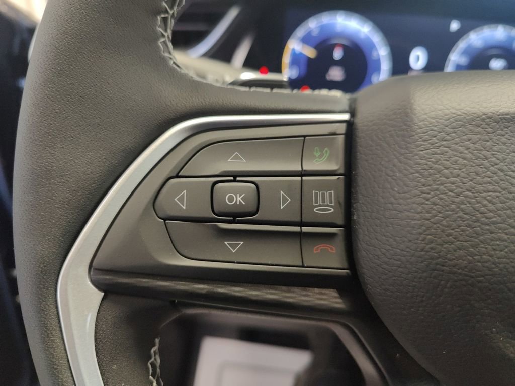 New 2025 Jeep Grand Cherokee Altitude image 29