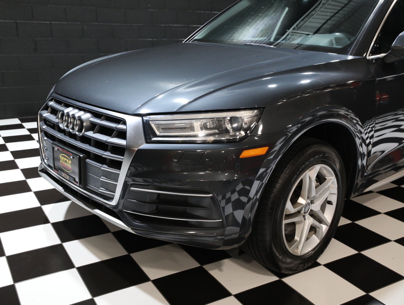 Used 2019 Audi Q5 2.0T Premium w/ Convenience Package AWD/4WD image 7
