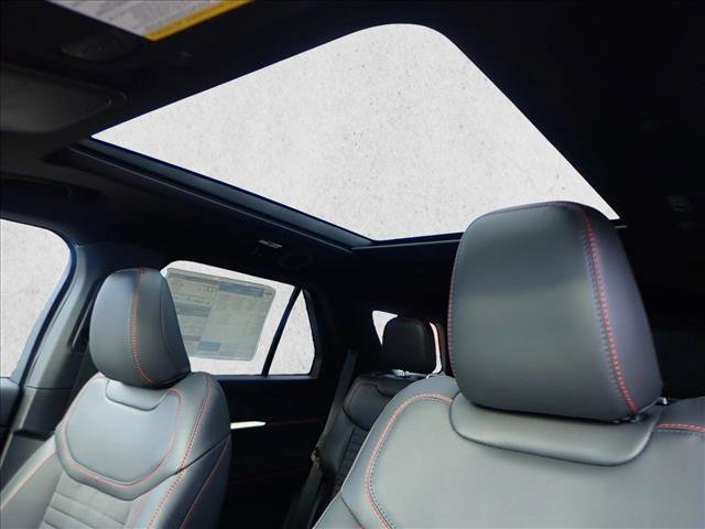 New 2026 Ford Explorer ST-Line w/ ST-Line Street Pack image 15