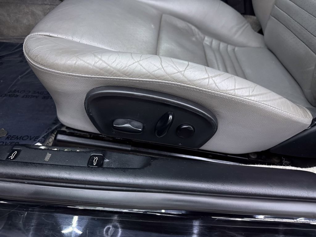 Used 2002 Porsche Boxster image 16