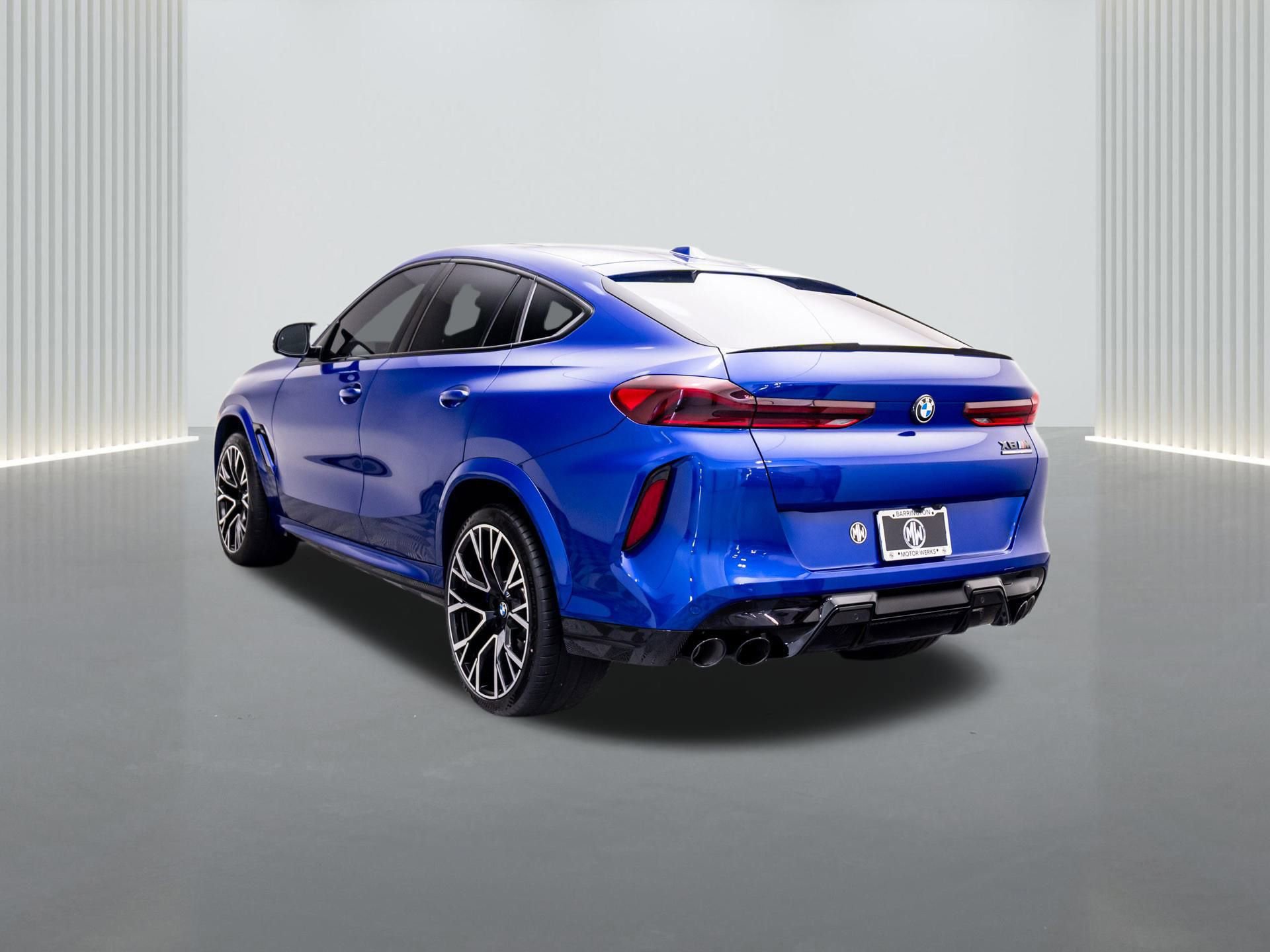 Used 2025 BMW X6 M Competition w/ Executive Package image 3