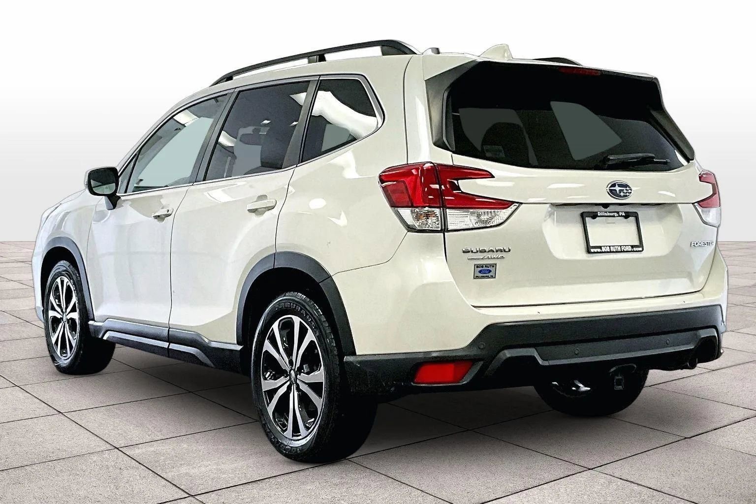 Used 2019 Subaru Forester Limited image 10