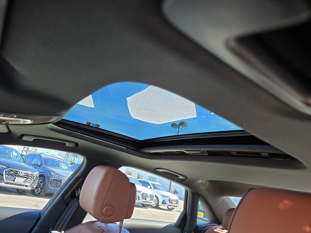 Used 2023 Audi A4 2.0T Premium Plus w/ Premium Plus Package image 5