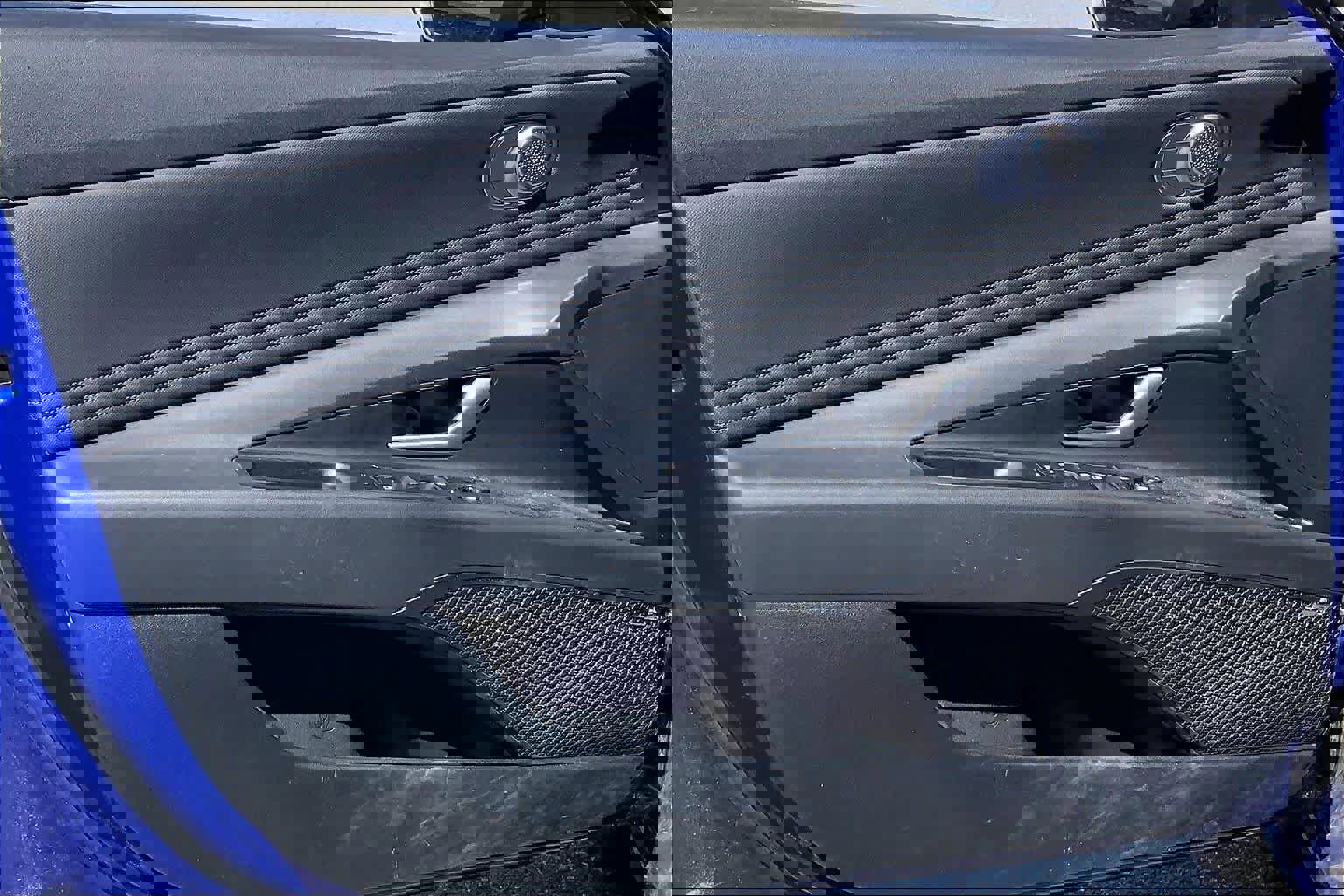 Used 2023 Hyundai Elantra Limited image 22