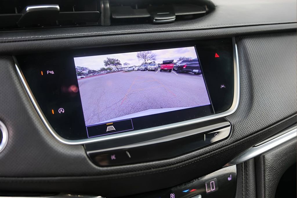 Certified 2022 Cadillac XT6 Luxury image 17