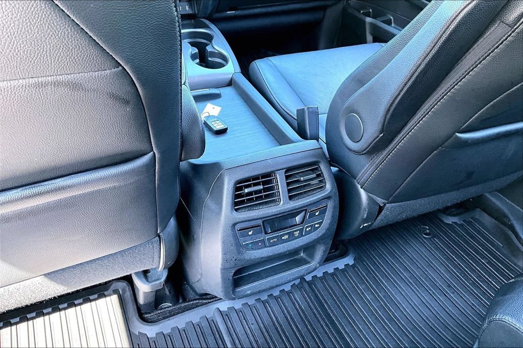Used 2017 Honda Pilot EX-L image 10