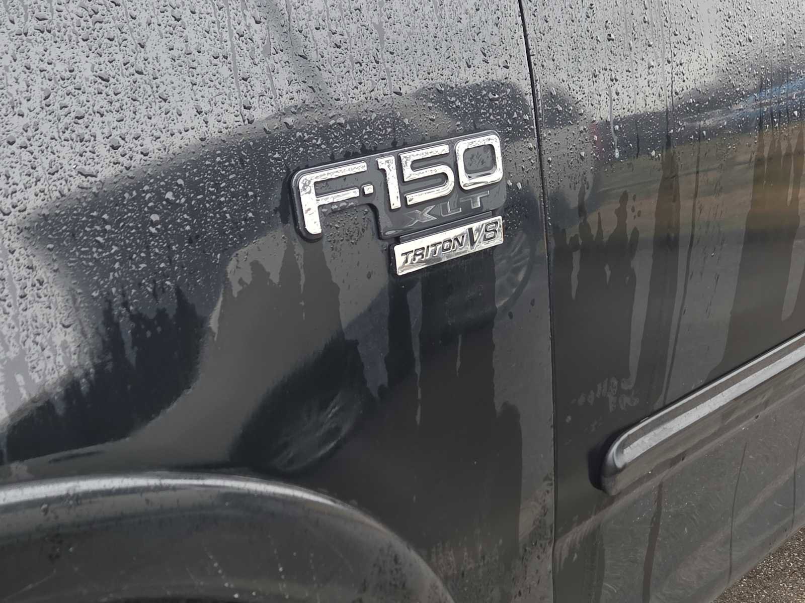 Used 2001 Ford F150 XLT image 3