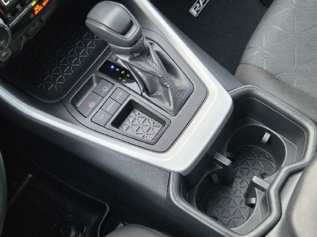 Certified 2025 Toyota RAV4 XLE w/ Convenience Package FWD image 18