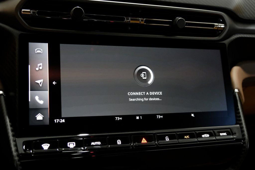 Used 2025 Aston Martin Vanquish image 19