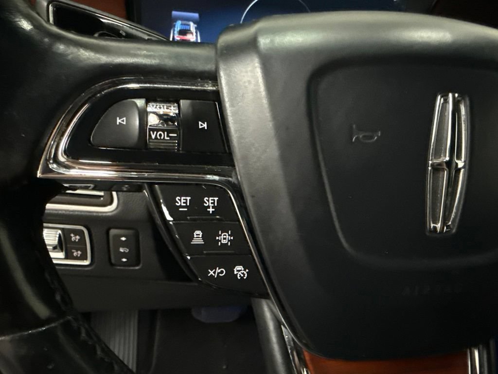 Used 2022 Lincoln Navigator L Reserve AWD/4WD image 18