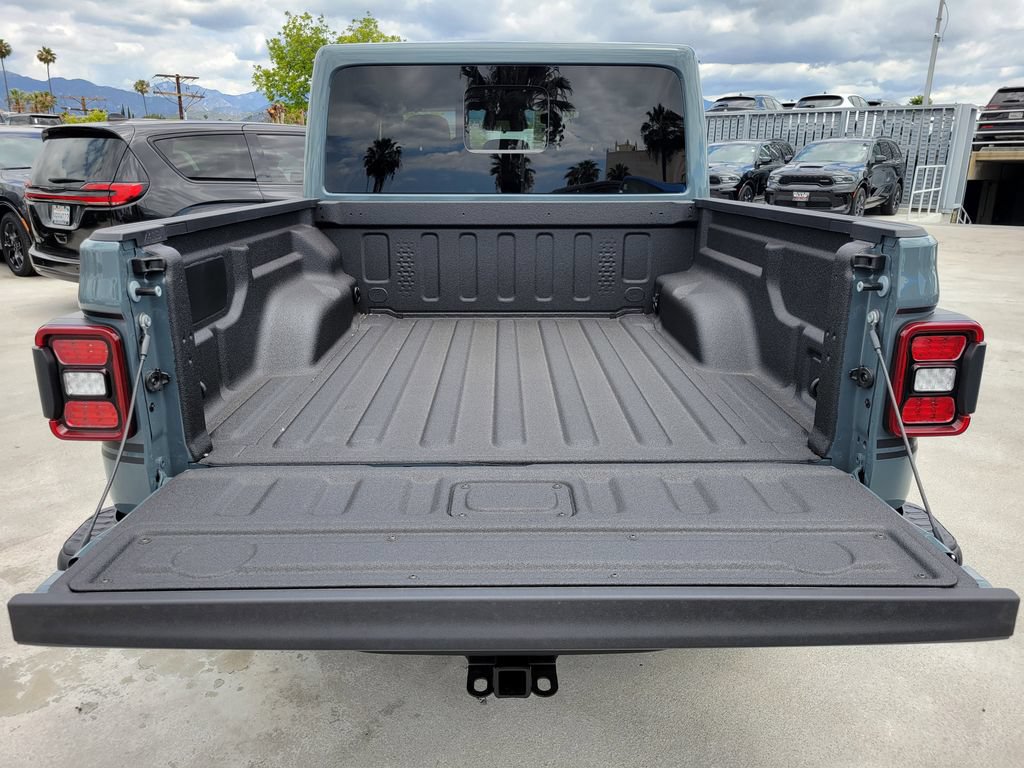 New 2026 Jeep Gladiator Rubicon AWD/4WD image 19