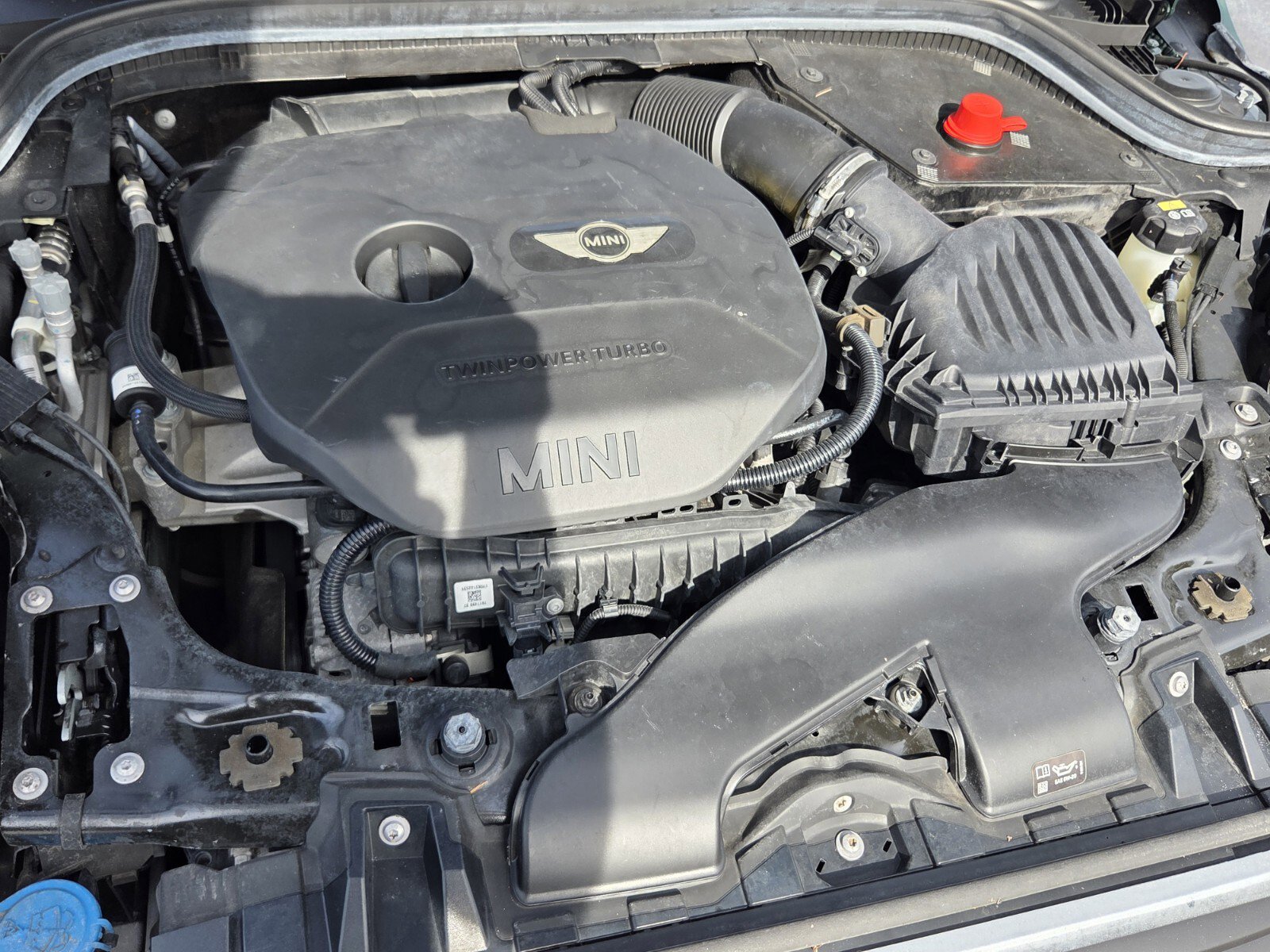 Used 2018 MINI Cooper 2-Door Hardtop FWD image 17