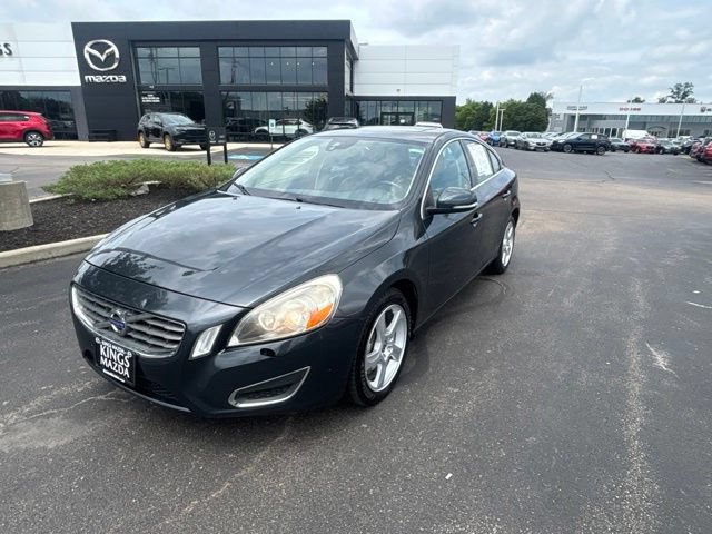 Used 2013 Volvo S60 T5 FWD image 2