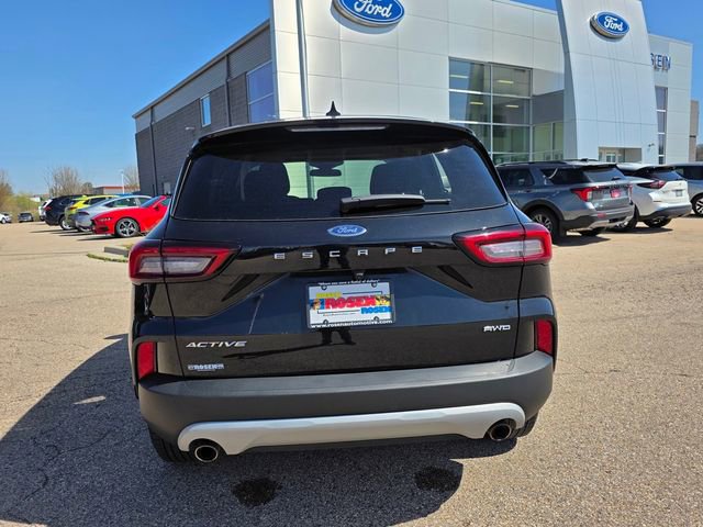 Used 2023 Ford Escape Active image 31