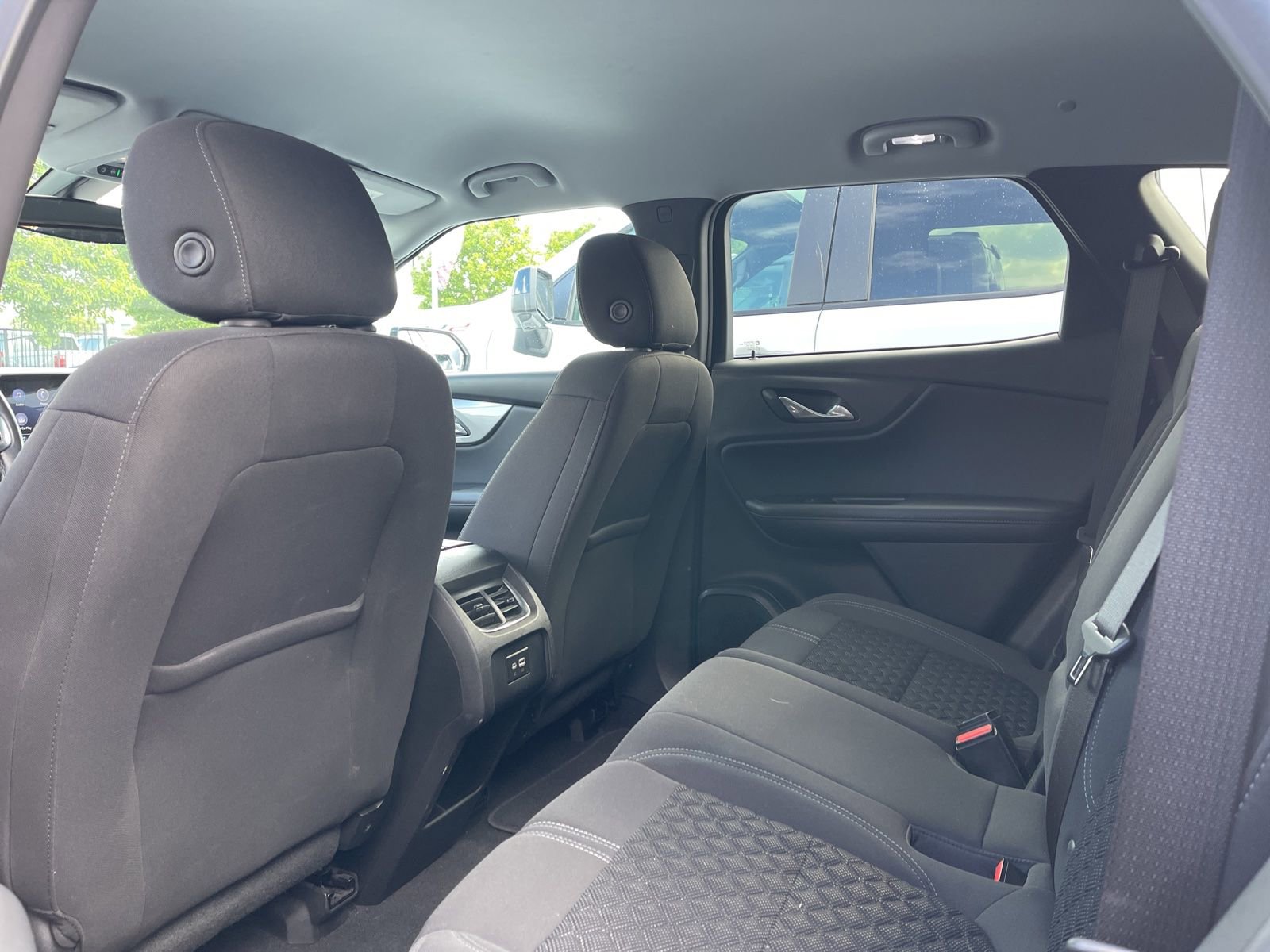 Used 2021 Chevrolet Blazer LT FWD image 4