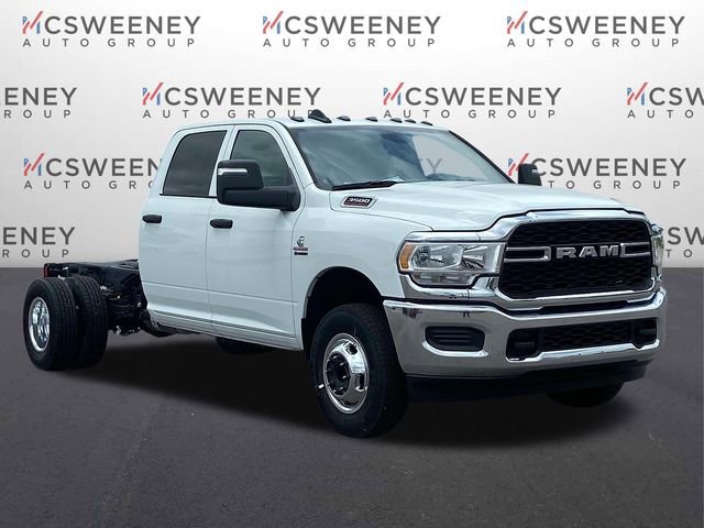 New 2024 RAM 3500 Tradesman w/ Chrome Appearance Group