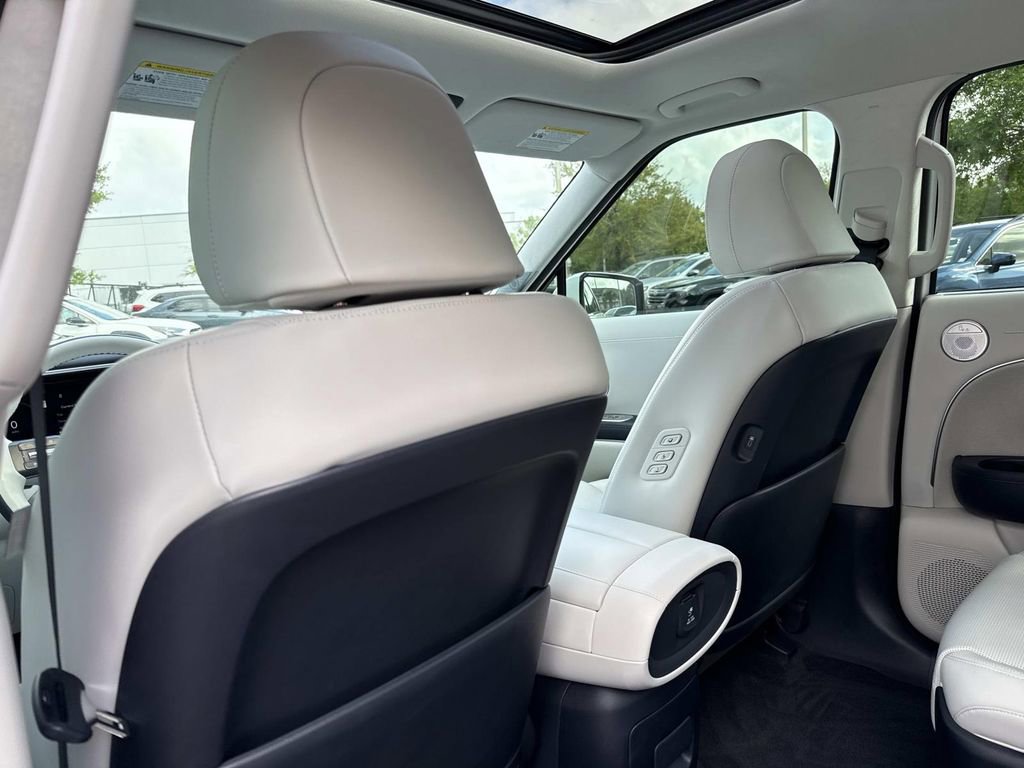 Used 2026 Hyundai Palisade Calligraphy image 14