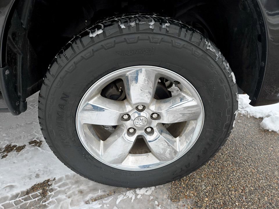 Used 2018 RAM 1500 Express w/ Express Value Package image 38