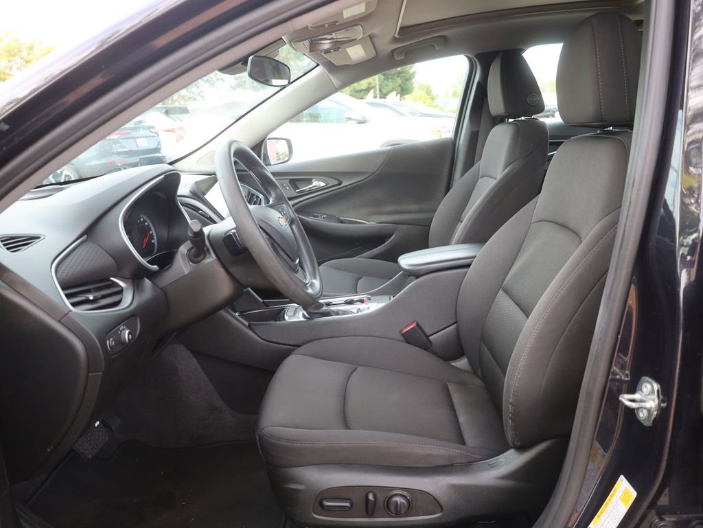 Used 2023 Chevrolet Malibu LT w/ Driver Confidence Package image 29