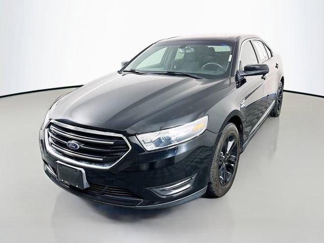 Used 2016 Ford Taurus SEL FWD image 3