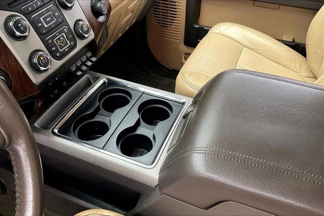 Used 2014 Ford F350 Lariat image 16