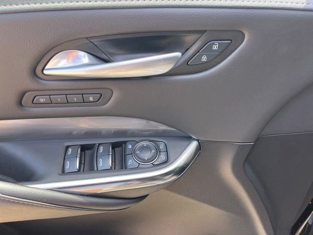Certified 2025 Cadillac XT4 Premium Luxury FWD image 13