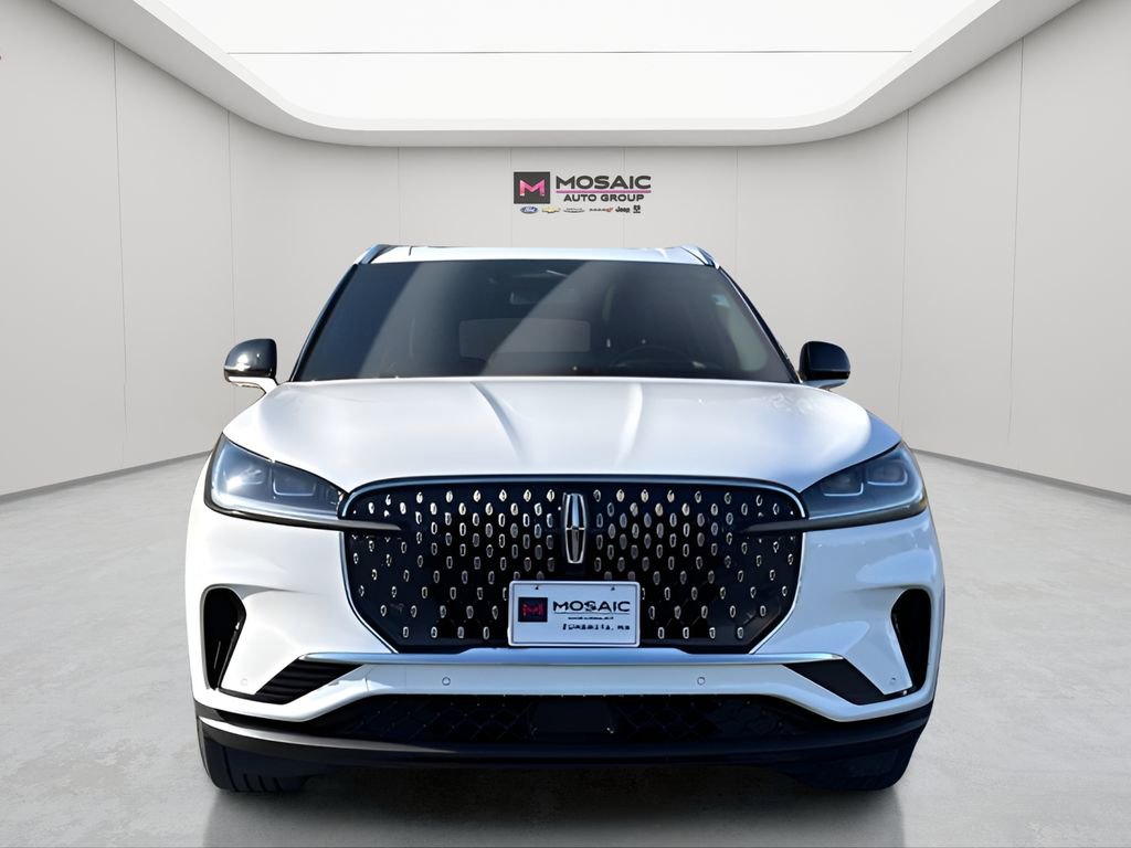 Used 2025 Lincoln Aviator Reserve image 9