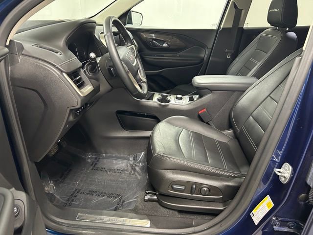 Used 2023 GMC Terrain Denali w/ Denali Premium Package image 12
