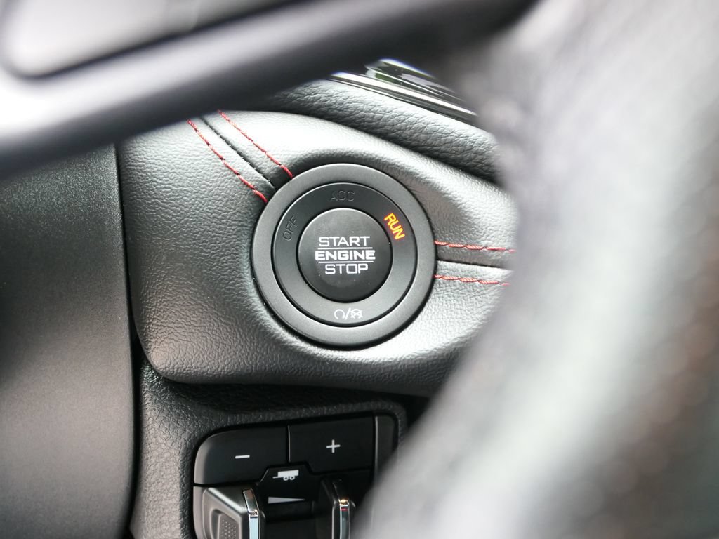Used 2025 Dodge Durango R/T w/ Blacktop Package AWD/4WD image 15