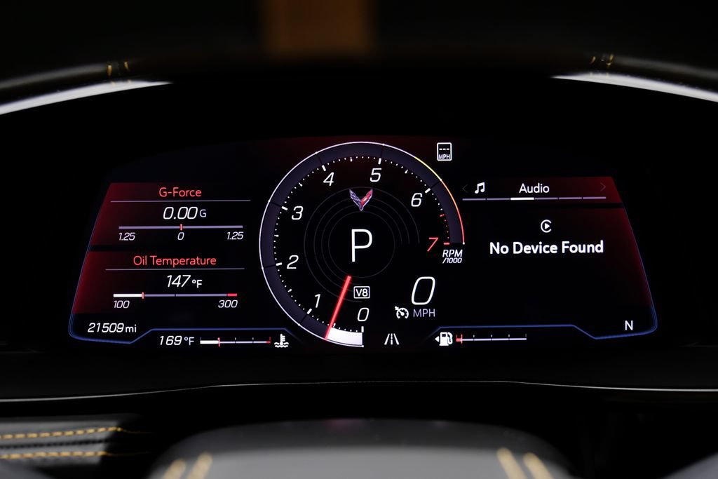 Used 2021 Chevrolet Corvette Stingray Premium Cpe w/ Engine Appearance Package RWD image 21