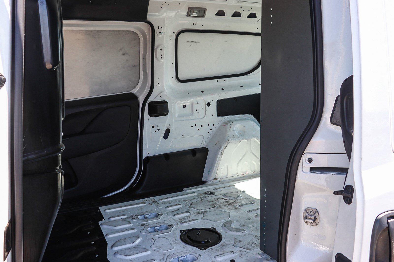 Used 2022 RAM ProMaster City Tradesman FWD image 18