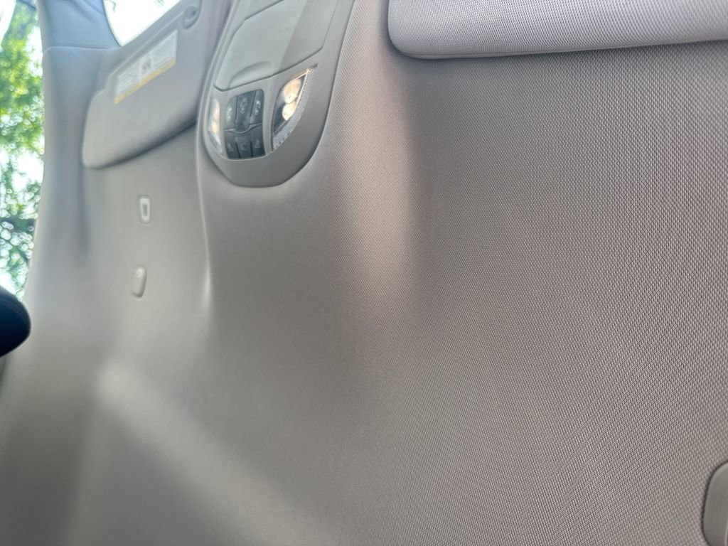 Used 2018 Chrysler Pacifica Touring Plus w/ Tire & Wheel Group FWD image 20