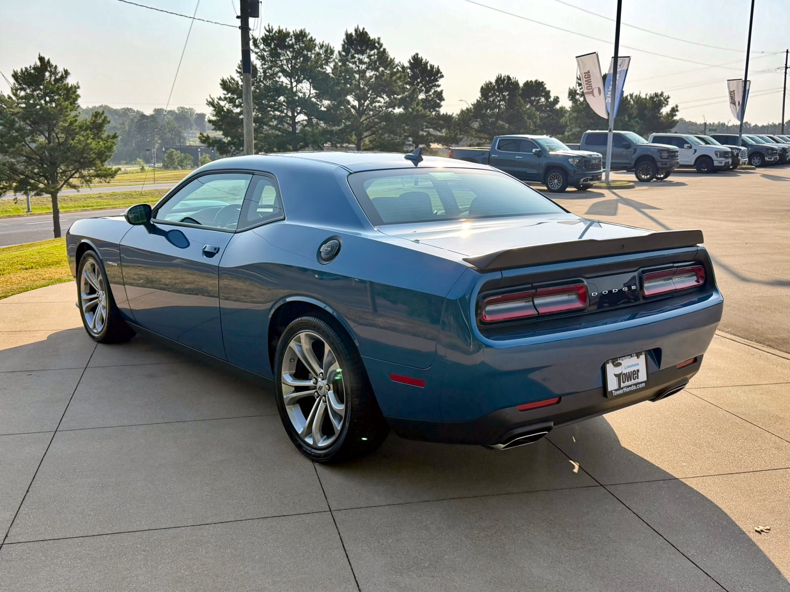 Used 2022 Dodge Challenger R/T w/ Shaker Package RWD image 5