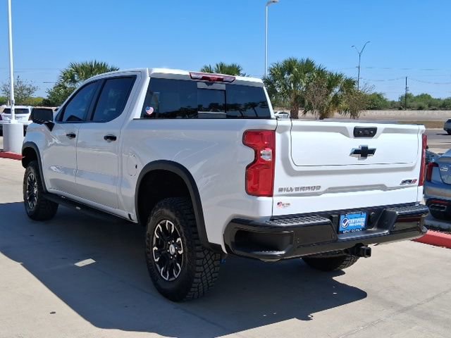 Used 2025 Chevrolet Silverado 1500 ZR2 w/ Technology Package image 4