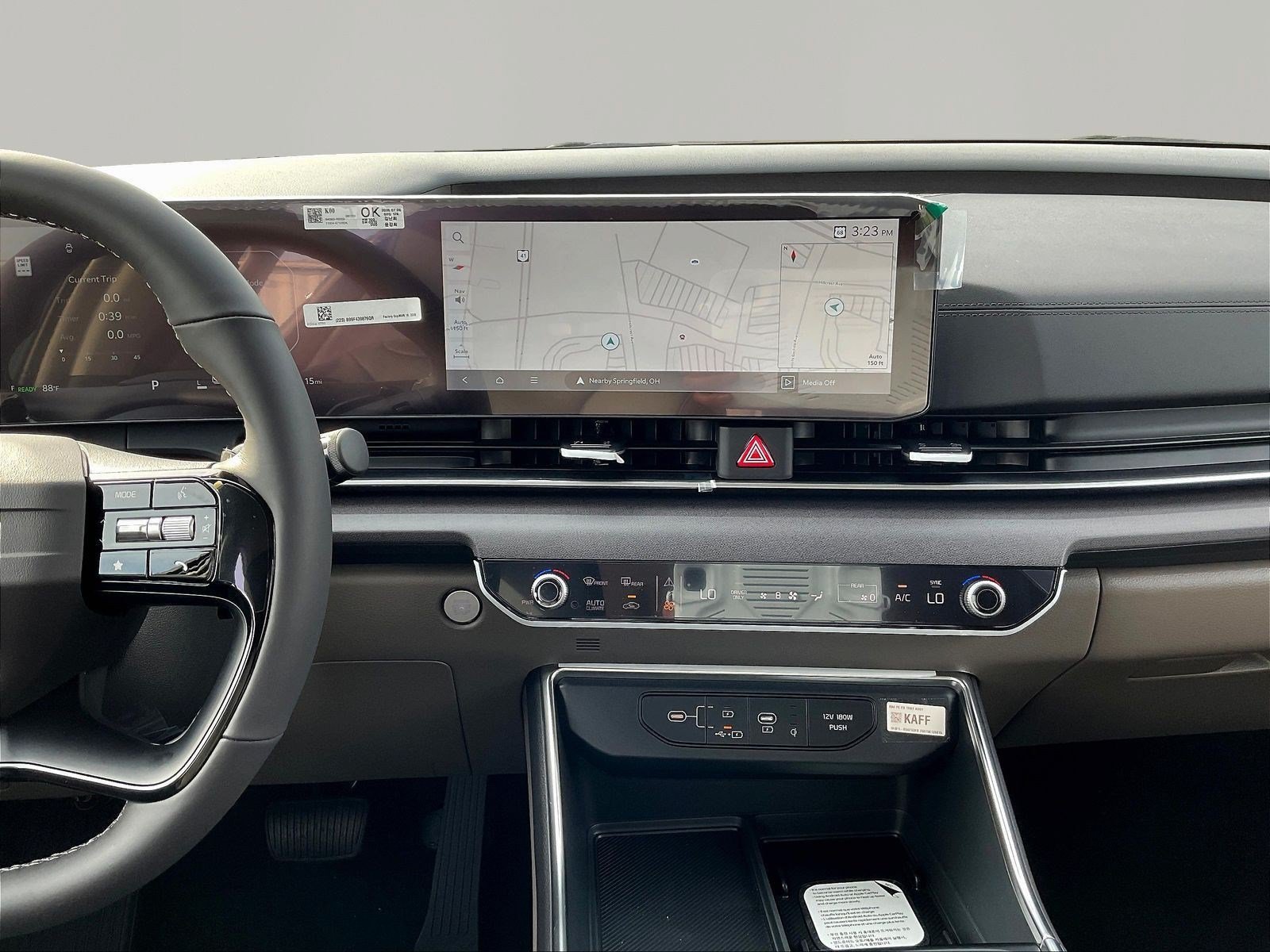 New 2027 Kia Carnival Hybrid FWD image 11