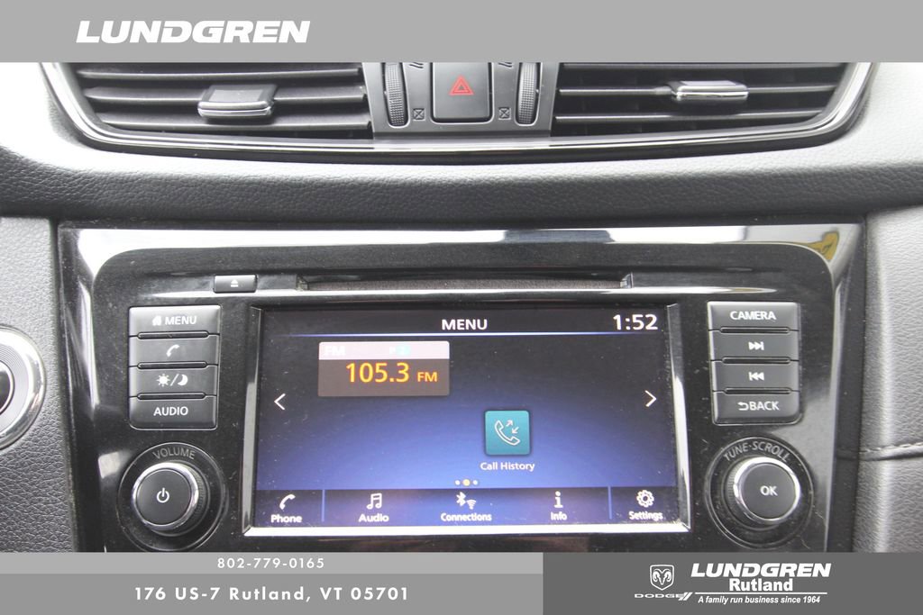 Used 2020 Nissan Rogue SV image 18