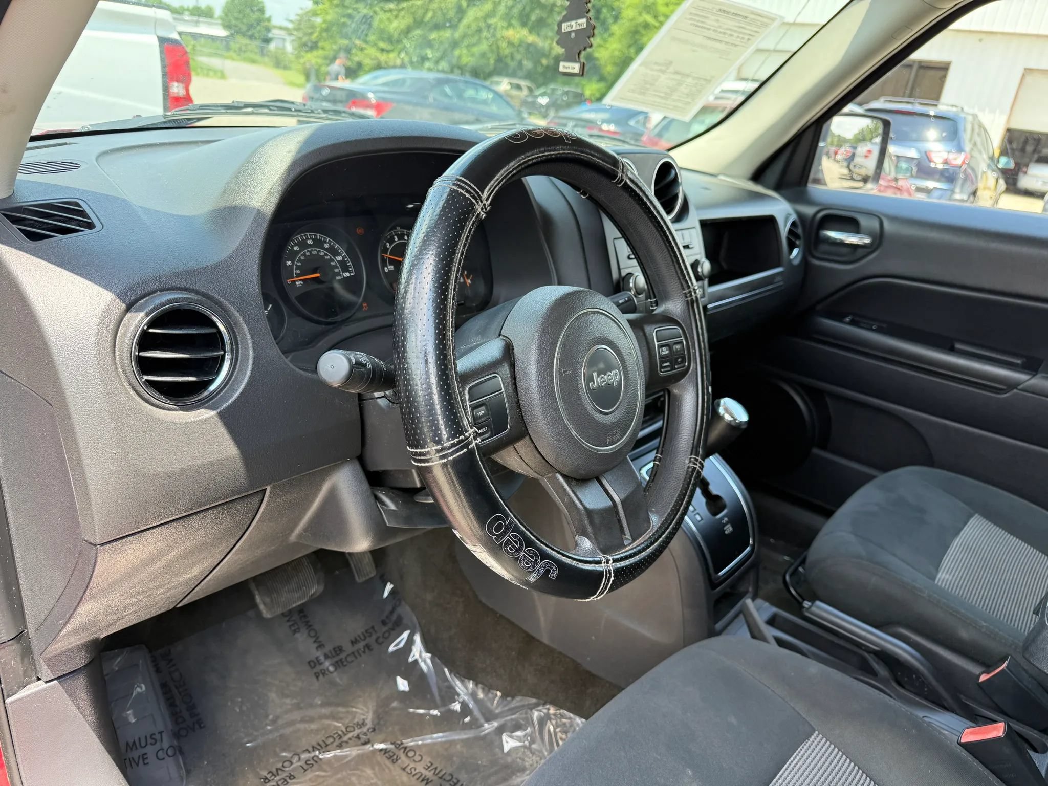 Used 2014 Jeep Patriot Sport w/ Power Value Group FWD image 17
