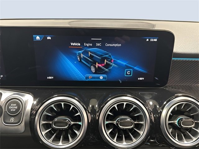 Used 2025 Mercedes-Benz GLB 35 AMG 4MATIC image 22