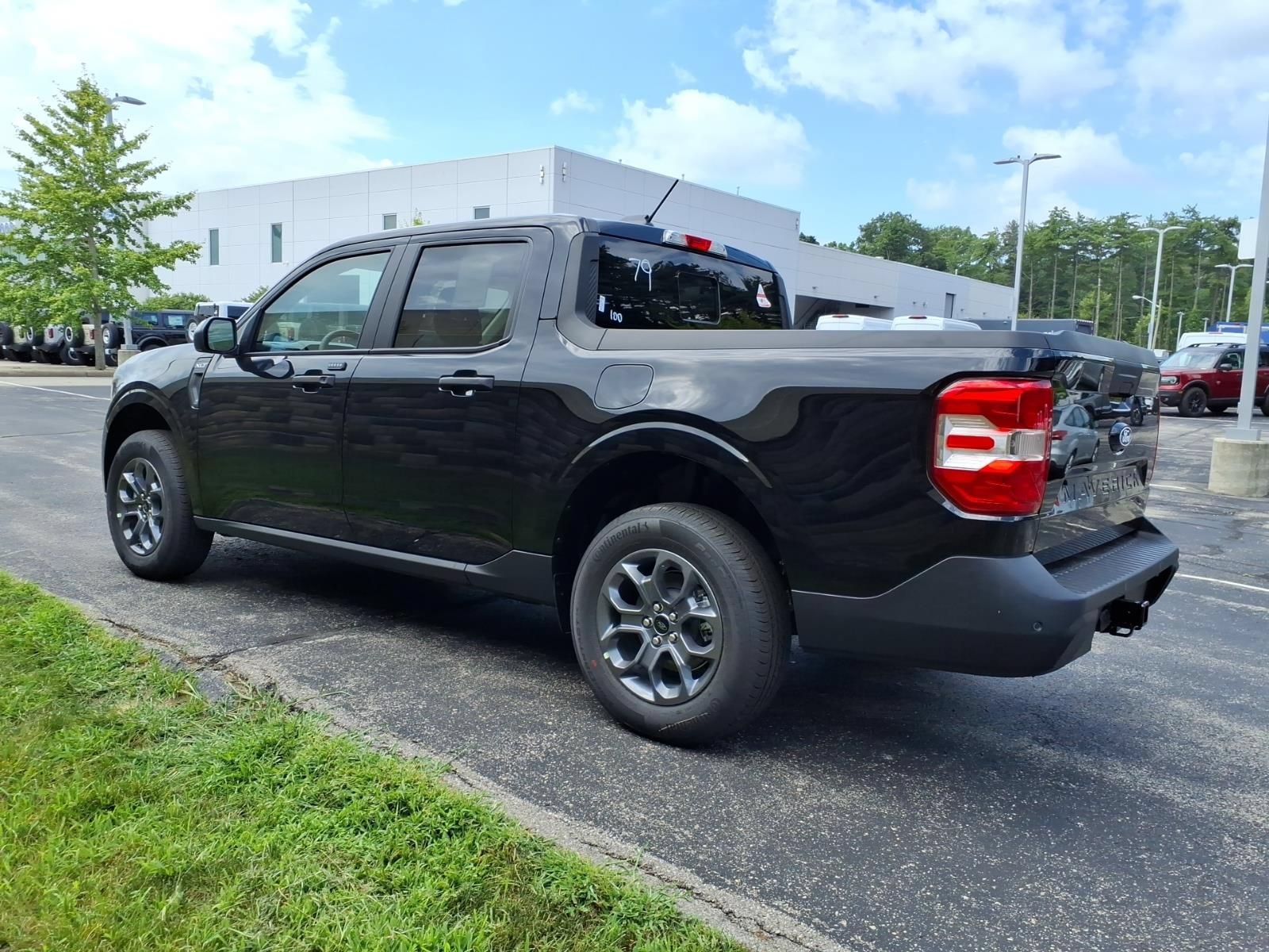 New 2026 Ford Maverick XLT w/ Equipment Group 301A AWD/4WD image 7