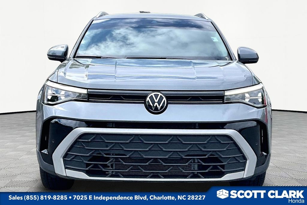 Used 2025 Volkswagen Taos SE FWD video 2