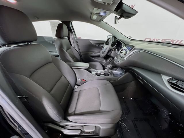 Used 2024 Chevrolet Malibu LT image 37