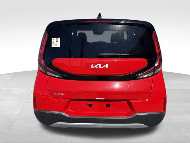 Used 2023 Kia Soul LX w/ LX Technology Package FWD image 7