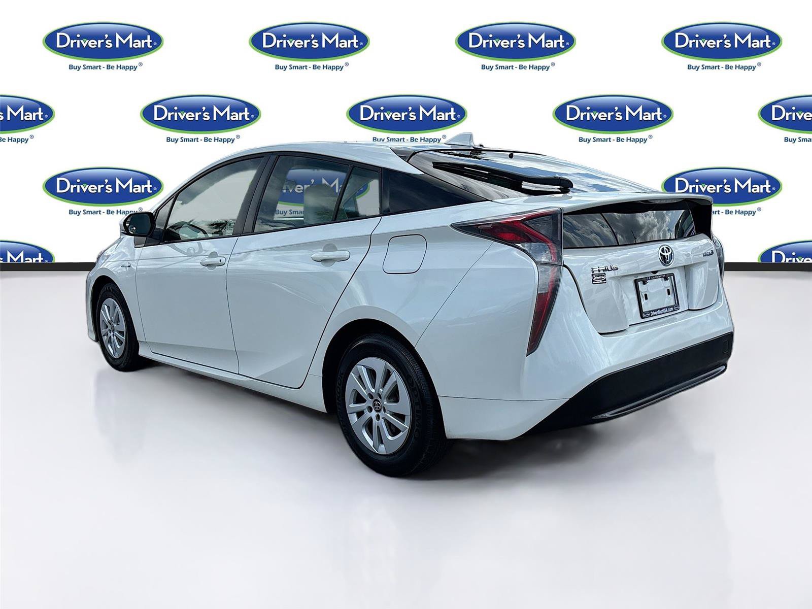 Used 2016 Toyota Prius Two FWD image 5