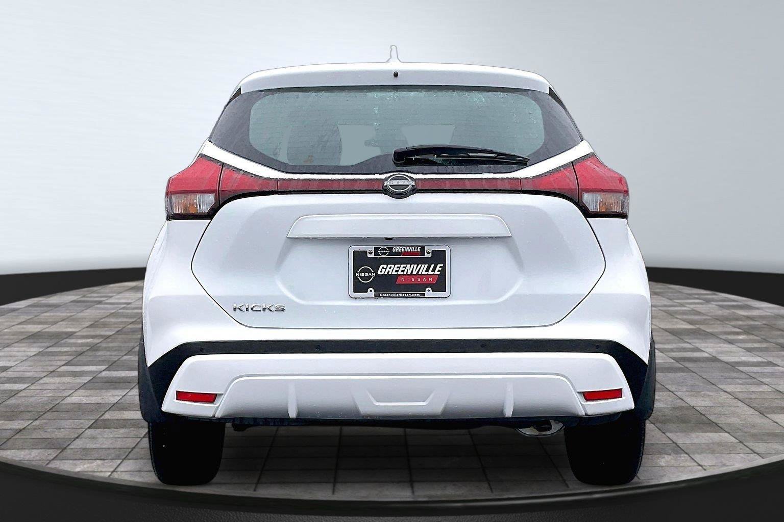 Certified 2024 Nissan Kicks S FWD image 5