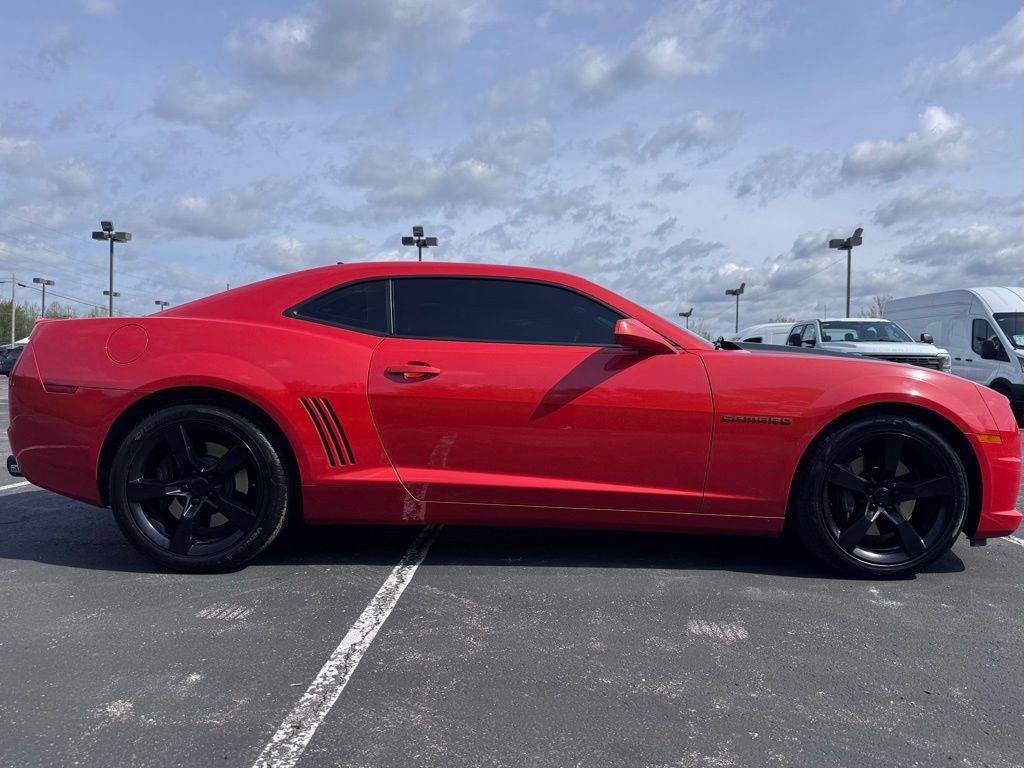 Used 2010 Chevrolet Camaro SS w/ RS Package RWD image 7