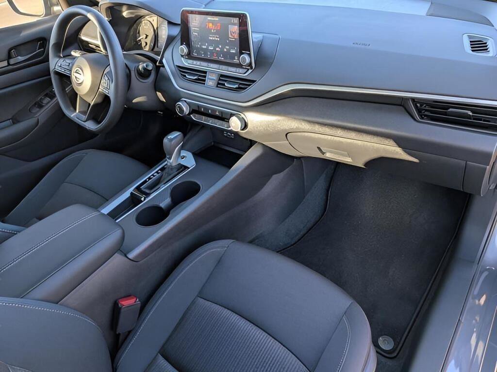 Certified 2025 Nissan Altima 2.5 S FWD image 26