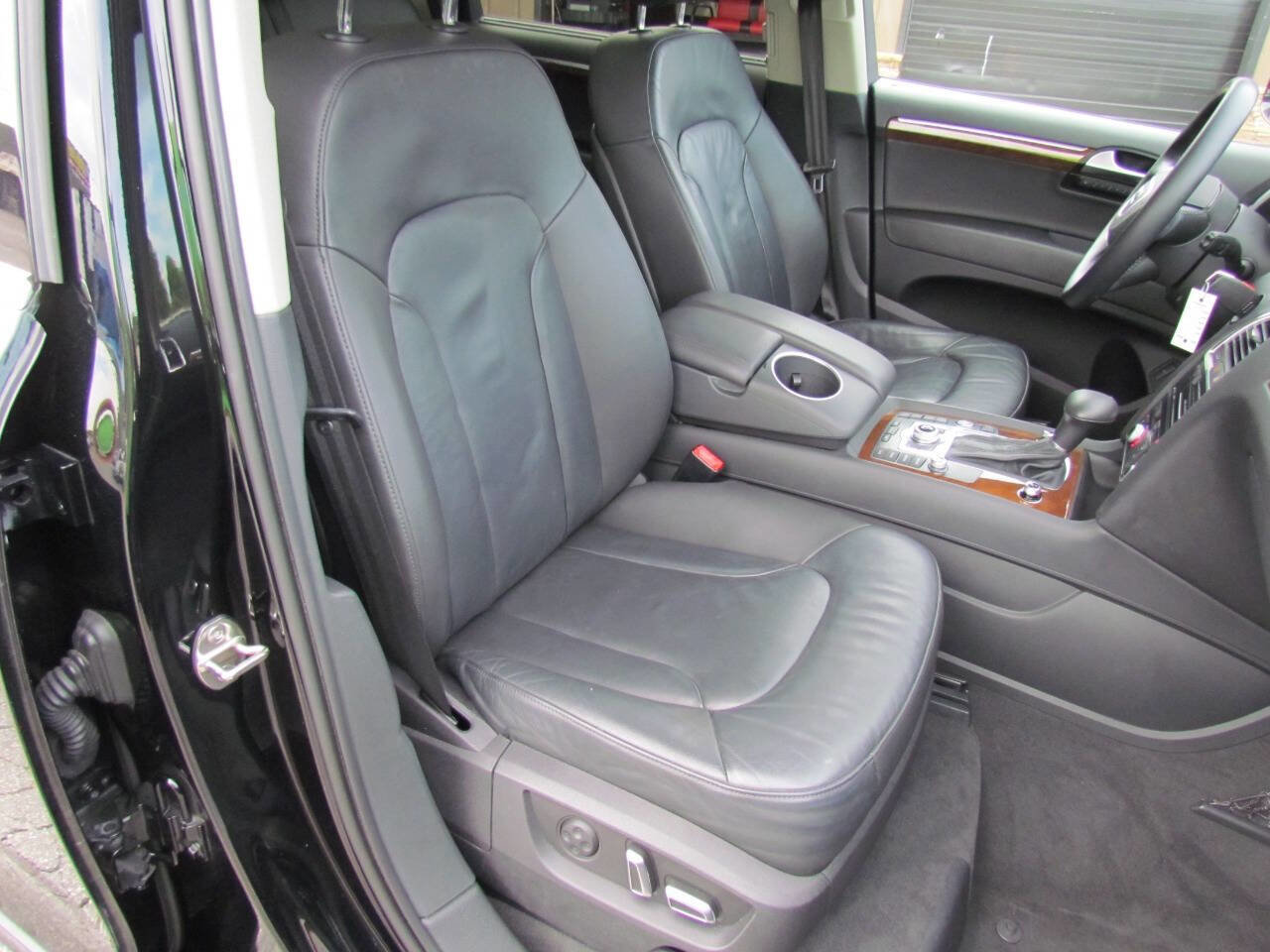 Used 2015 Audi Q7 3.0T Premium Plus w/ Premium Plus Package AWD/4WD image 19