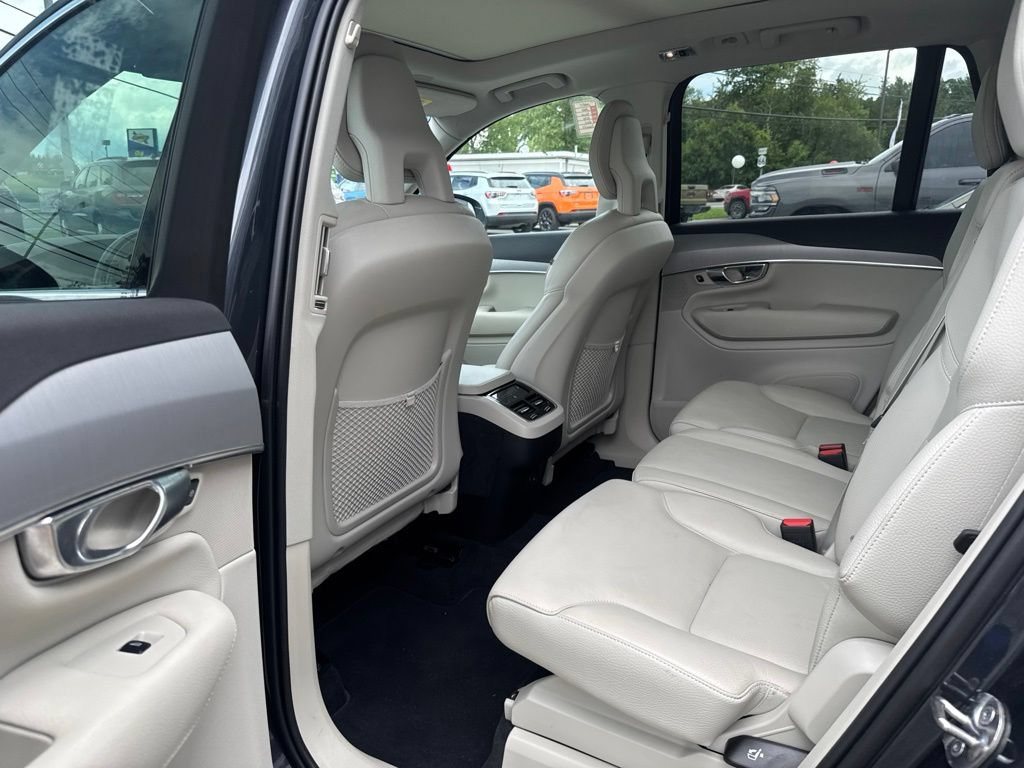 Used 2022 Volvo XC90 T5 Momentum AWD/4WD image 20