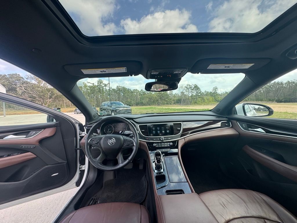 Used 2019 Buick LaCrosse Avenir image 17