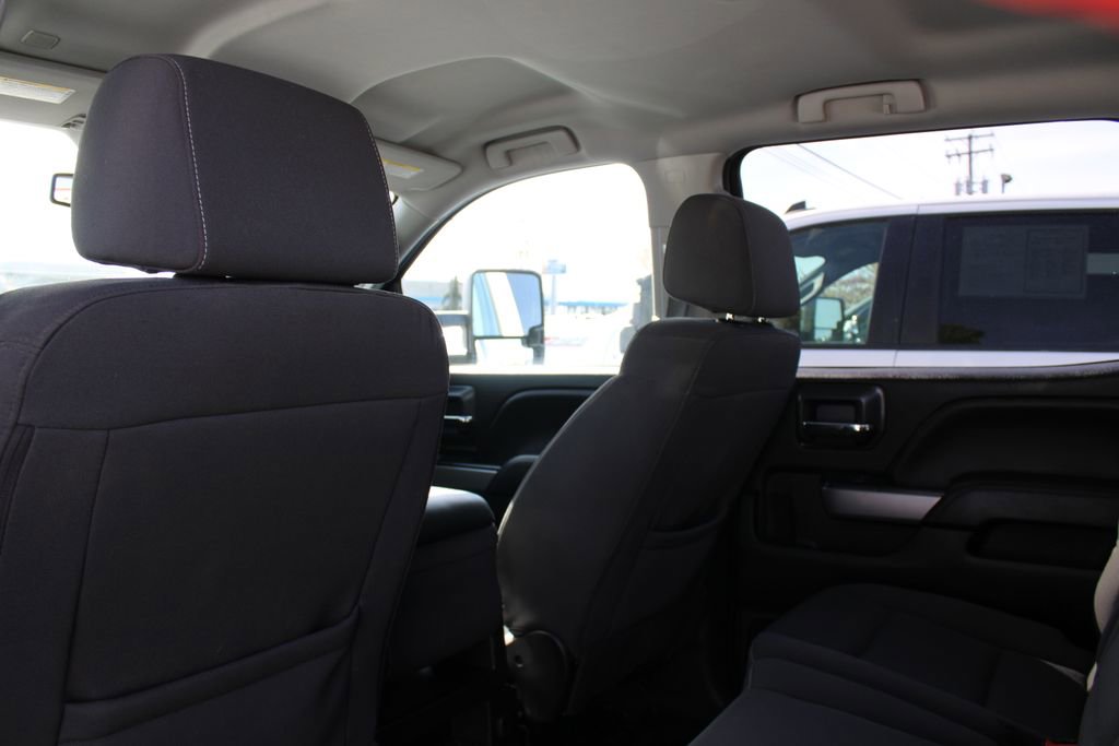 Used 2019 Chevrolet Silverado 2500 LT AWD/4WD image 16
